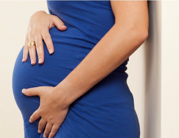 Covid-19-vaccin till gravid säkert för barnet
