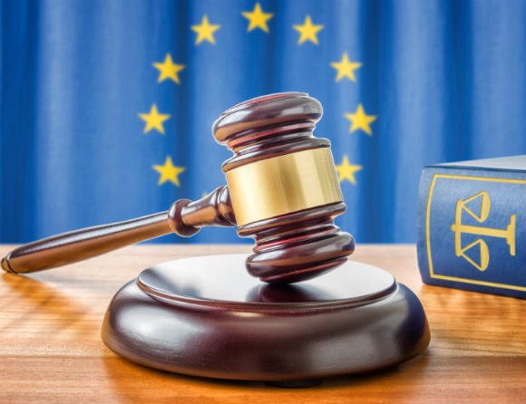 EU-dom: Rätt att lämna ut handlingar om Translarna