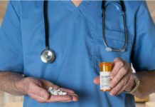 Många vårdmissar med läkemedel rapporterar Ivo Läkemedelsvärlden