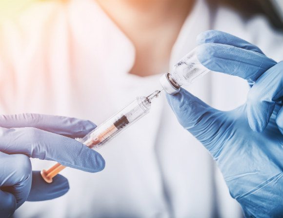Endast Modernas vaccin pausas för 30 år och yngre