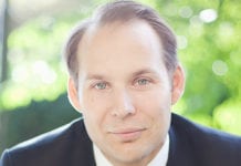 Lämnar Apoteksföreningen för läkemedelsindustrin