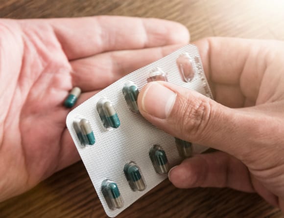 Antibiotikaförsäljningen fortsätter minska