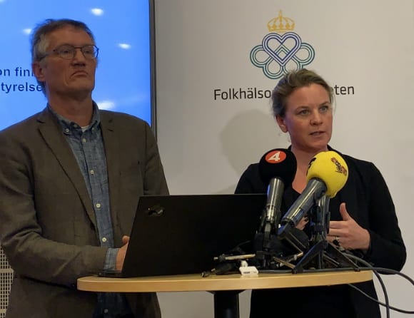 Anders Tegnell, folkhälsomyndigheten, och Johanna Sandwall, Socialstyrelsen.