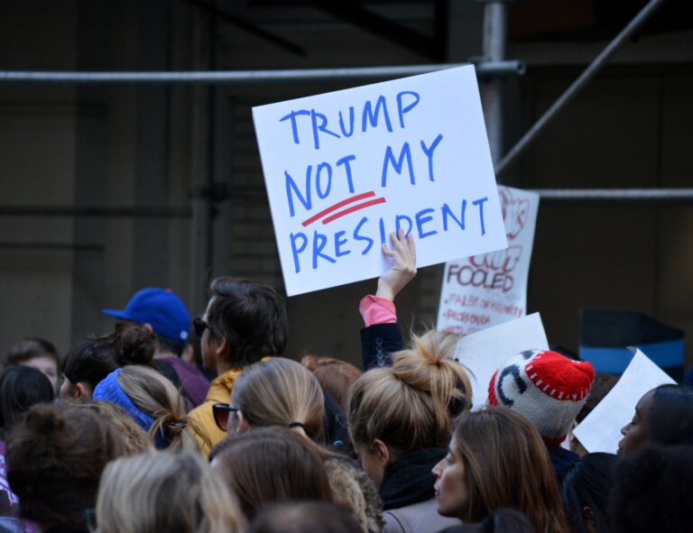 Prestigefylld tidskrift tar ställning mot Trump