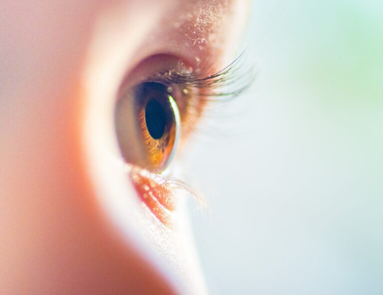 Ögondroppar kan bromsa kraftig närsynthet hos barn