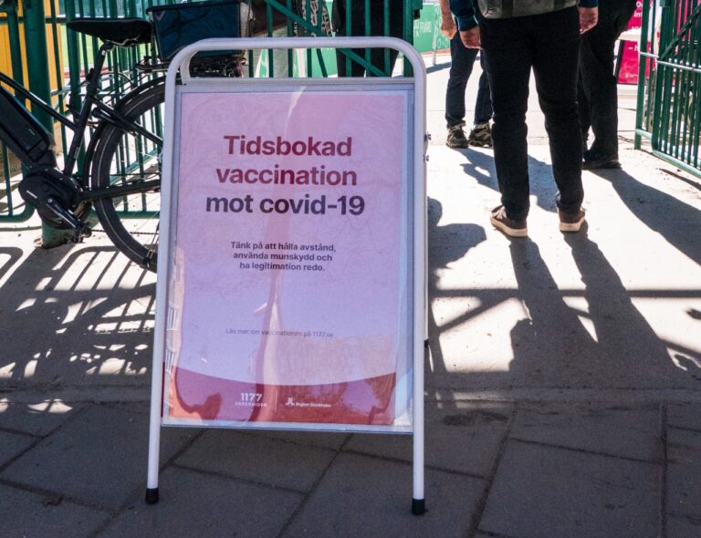 Hög vaccinationstäckning gör att restriktioner slopas