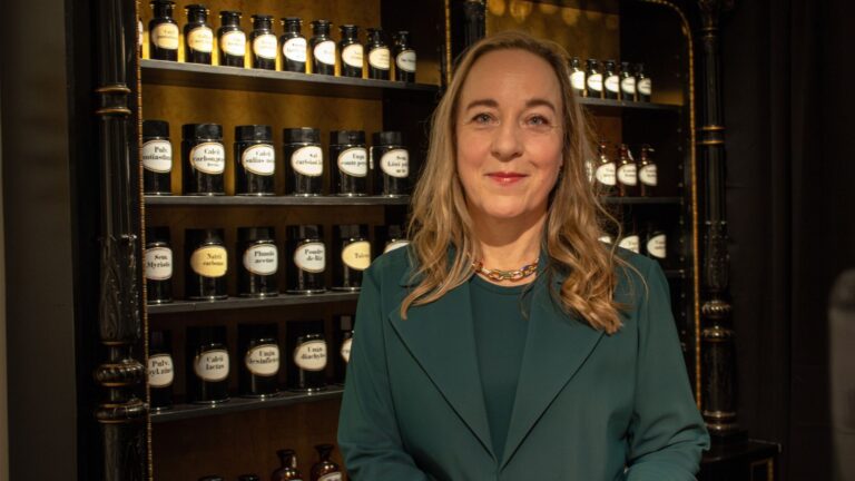 ”Ständigt nyfiken” – ett par ord från Apotekarsocietetens vd