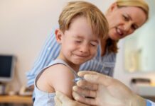 Få barn tar tredje TBE-vaccinationen – ”Meningslöst att ha startat programmet”